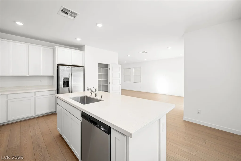 8379 Rochelle, Las Vegas, NV 89147