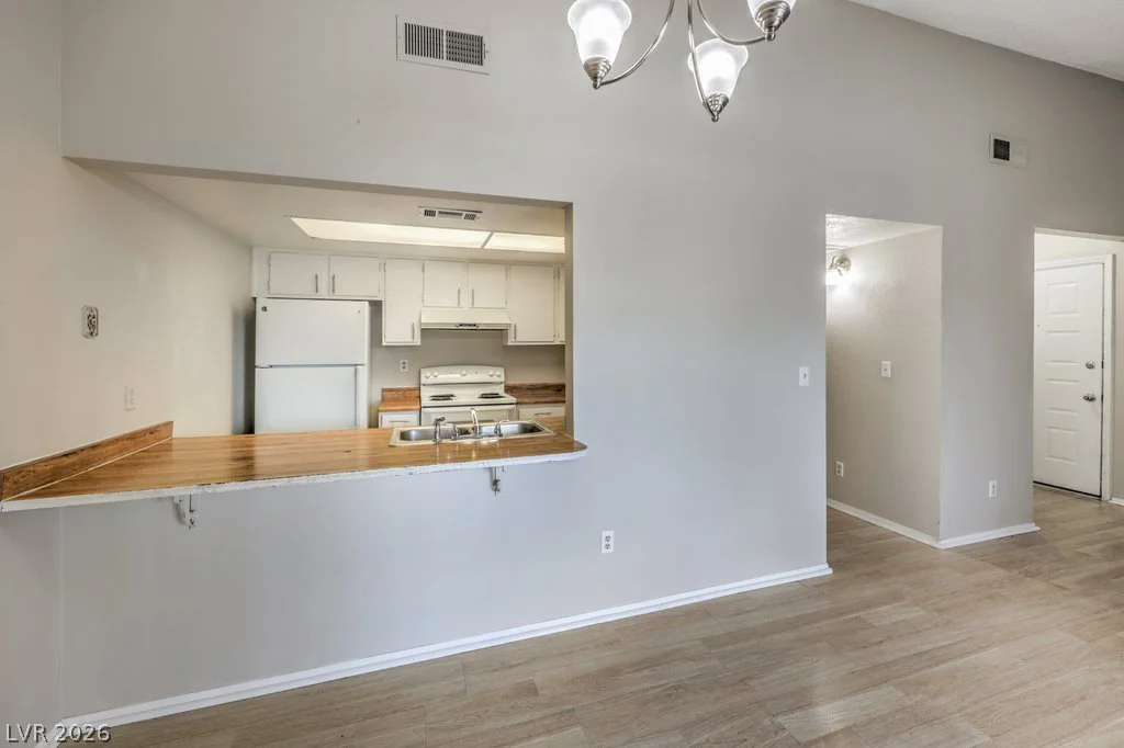 2981 Country Manor, Las Vegas, NV 89115