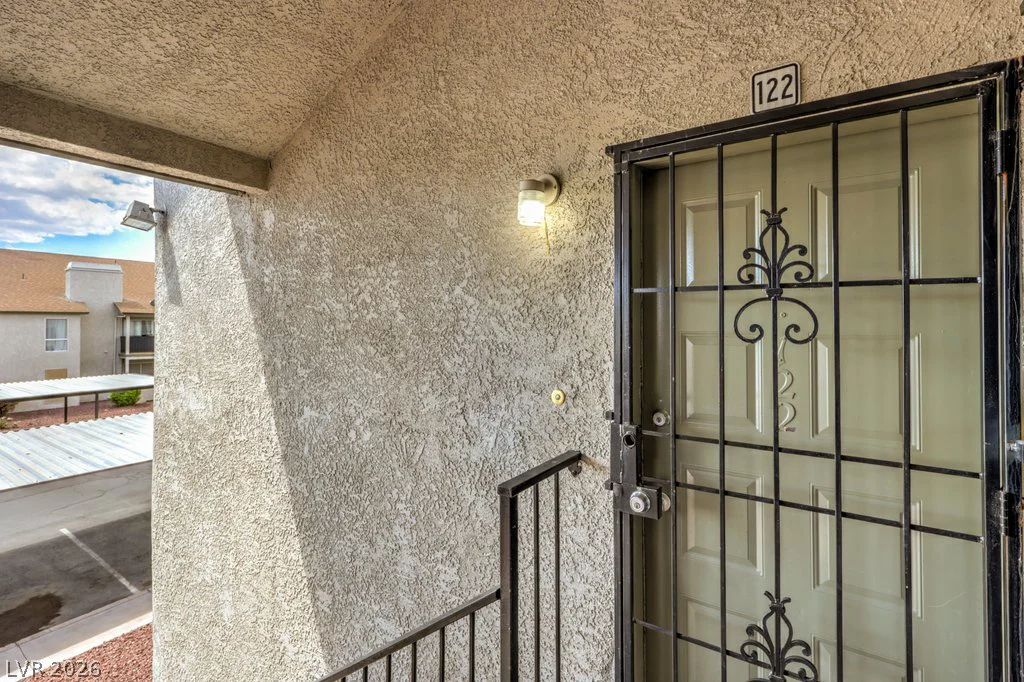 2981 Country Manor, Las Vegas, NV 89115