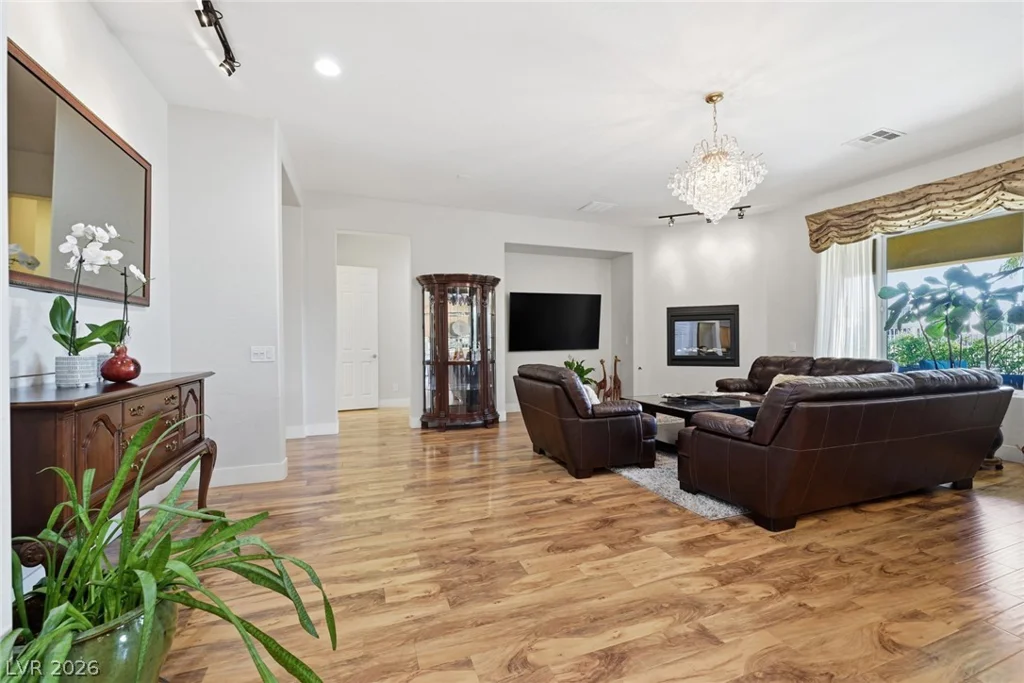7305 Cypress Run, Las Vegas, NV 89131