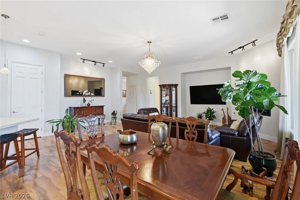 7305 Cypress Run, Las Vegas, NV 89131