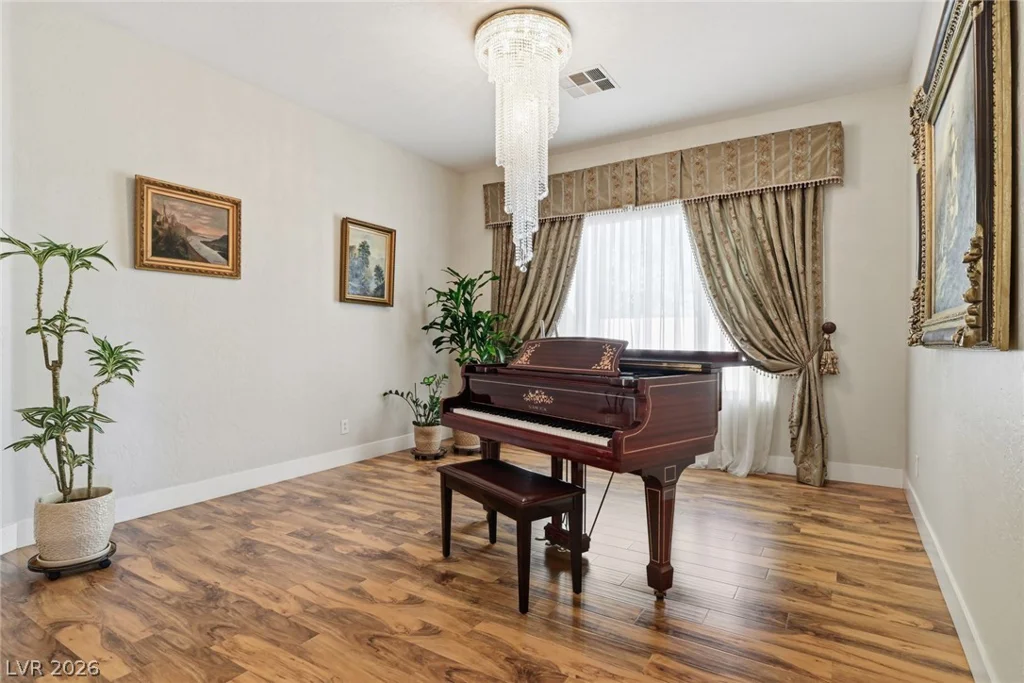 7305 Cypress Run, Las Vegas, NV 89131