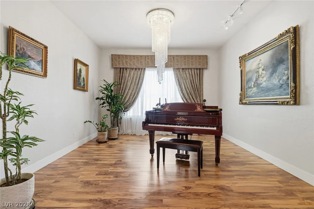 7305 Cypress Run, Las Vegas, NV 89131