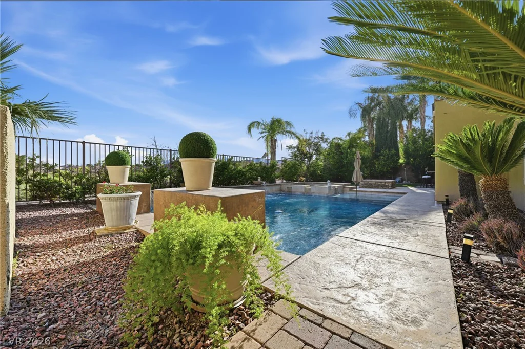 7305 Cypress Run, Las Vegas, NV 89131