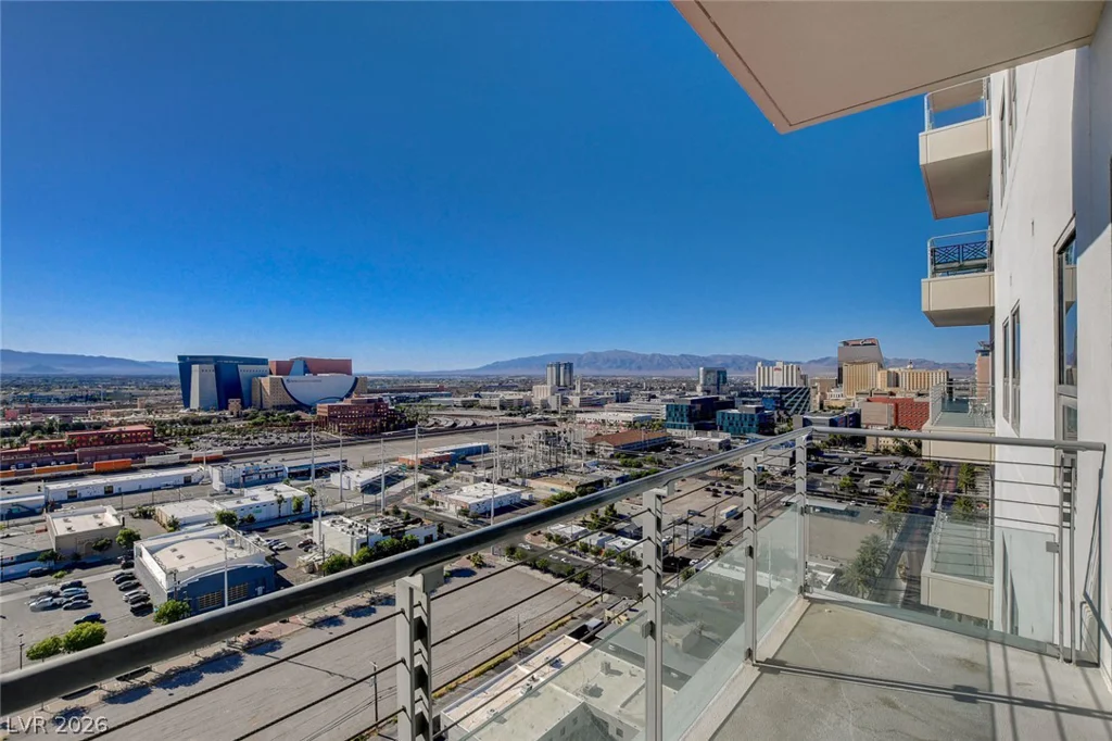 200 Hoover, Las Vegas, NV 89101