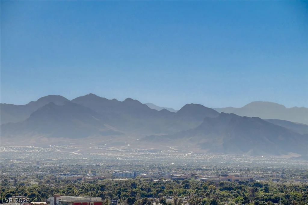 200 Hoover, Las Vegas, NV 89101