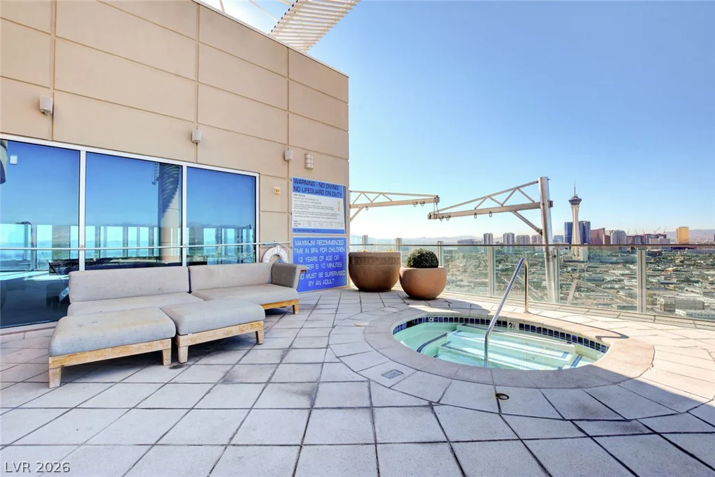 200 Hoover, Las Vegas, NV 89101