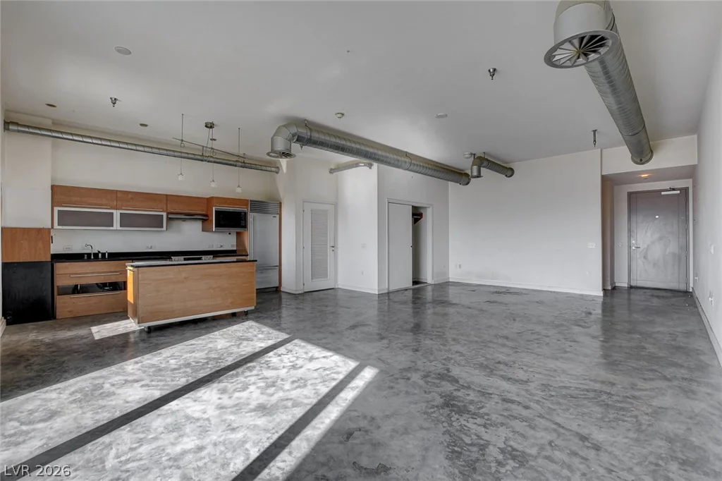 200 Hoover, Las Vegas, NV 89101