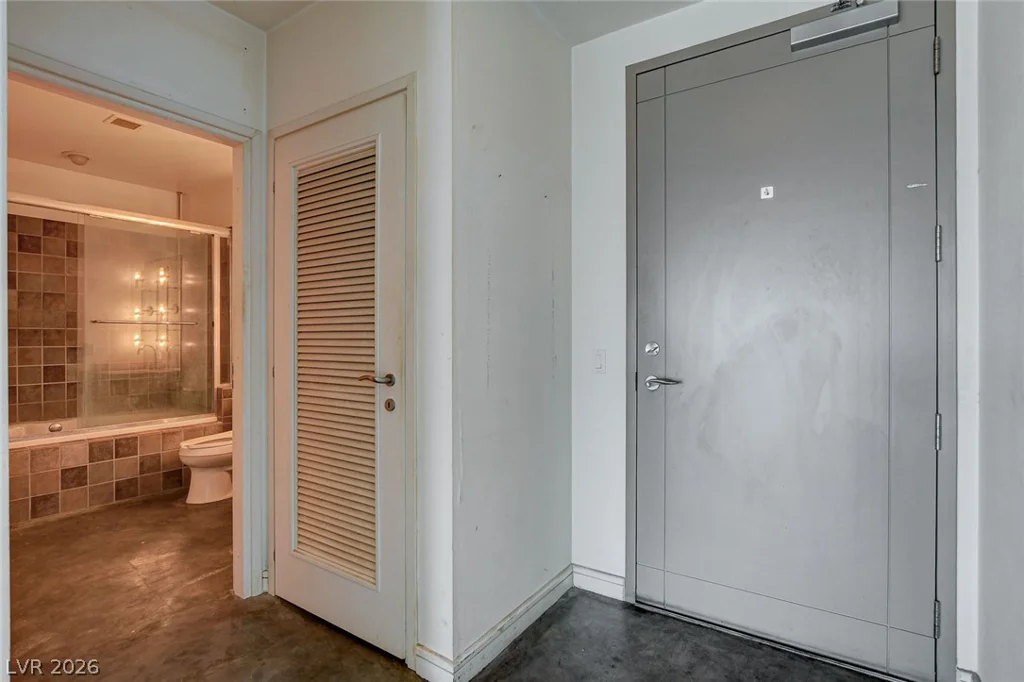 200 Hoover, Las Vegas, NV 89101