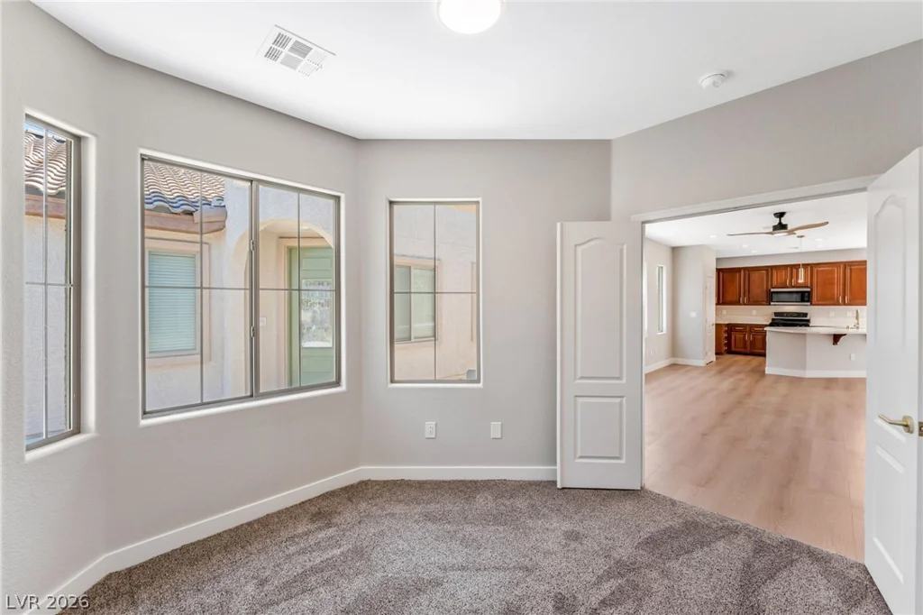 5929 Saratoga Reserve, North Las Vegas, NV 89081