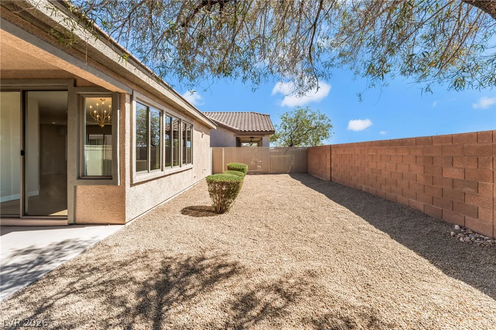 5929 Saratoga Reserve, North Las Vegas, NV 89081