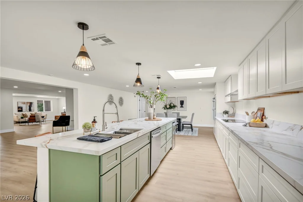 9130 Belcastro, Las Vegas, NV 89113