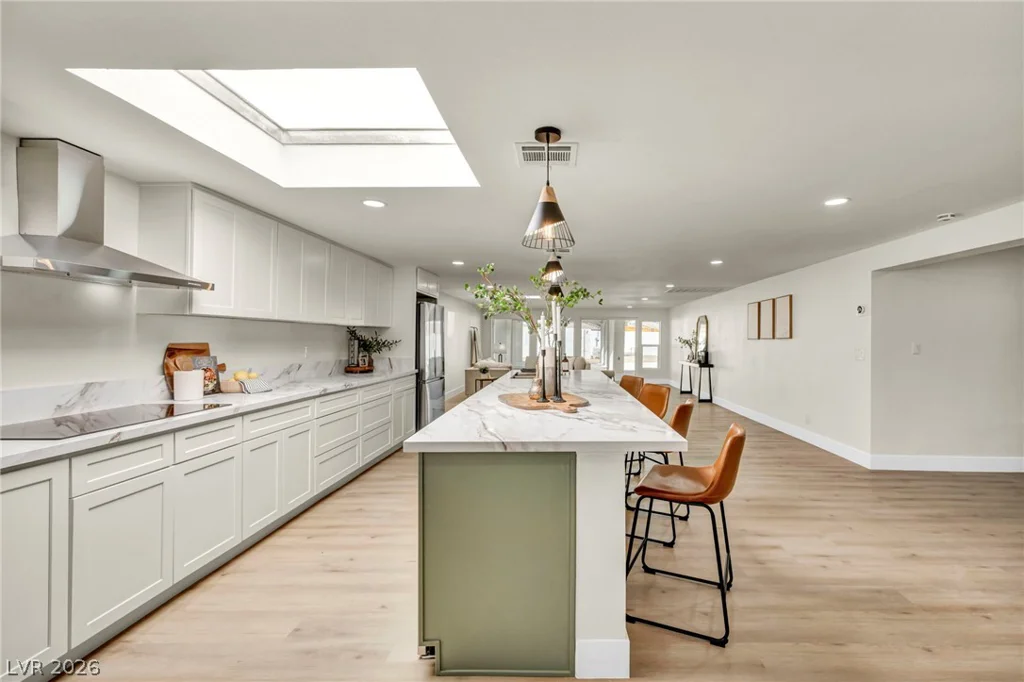 9130 Belcastro, Las Vegas, NV 89113
