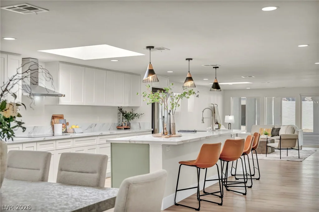 9130 Belcastro, Las Vegas, NV 89113