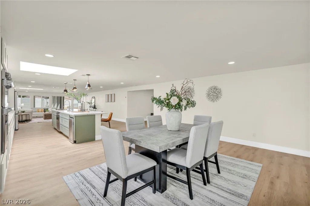 9130 Belcastro, Las Vegas, NV 89113