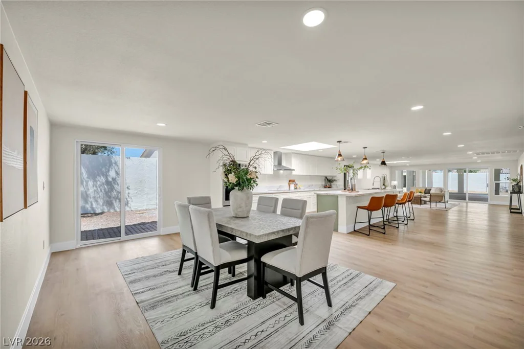 9130 Belcastro, Las Vegas, NV 89113