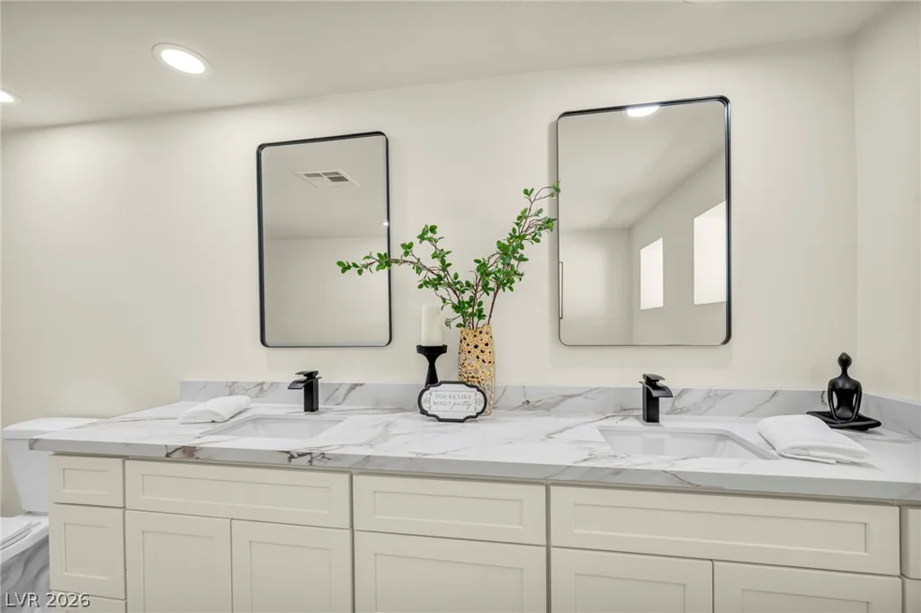 9130 Belcastro, Las Vegas, NV 89113