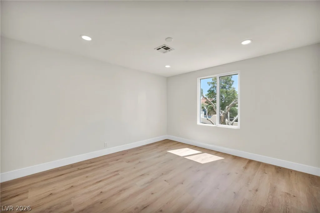 9130 Belcastro, Las Vegas, NV 89113