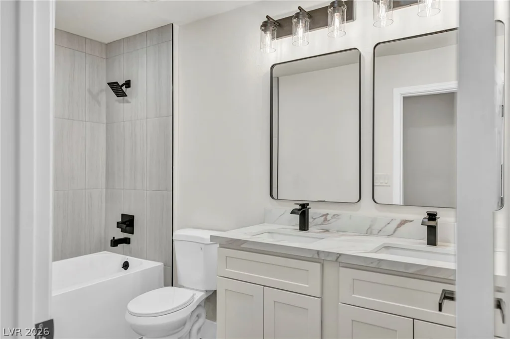 9130 Belcastro, Las Vegas, NV 89113