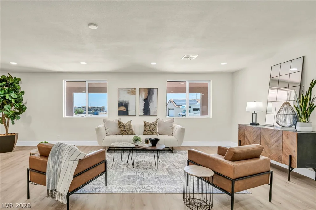 9130 Belcastro, Las Vegas, NV 89113