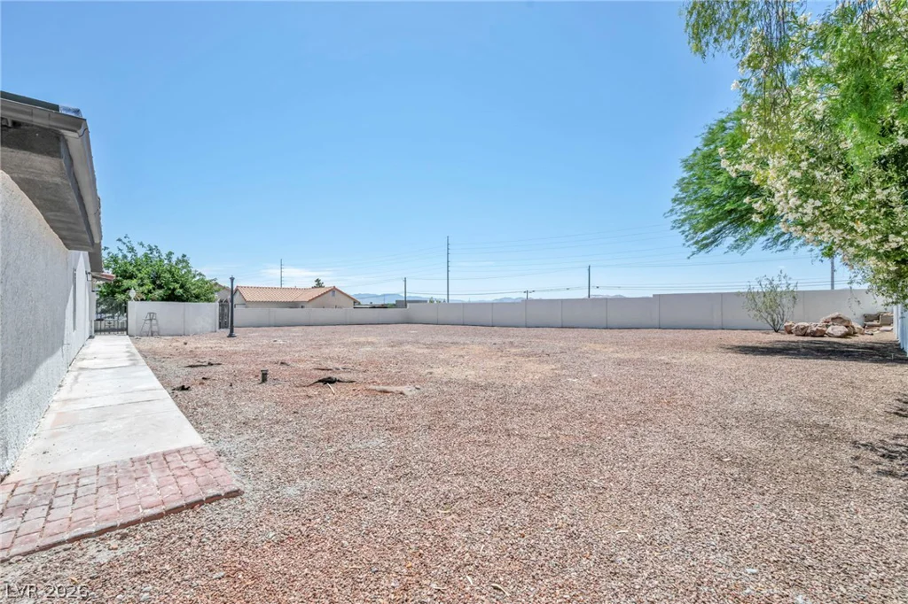 9130 Belcastro, Las Vegas, NV 89113