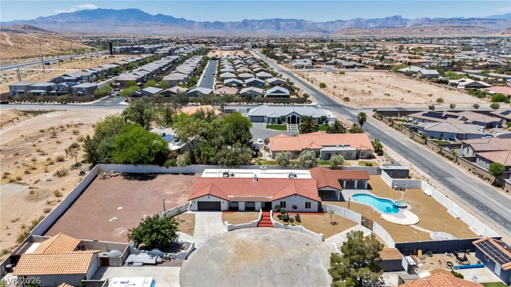 9130 Belcastro, Las Vegas, NV 89113