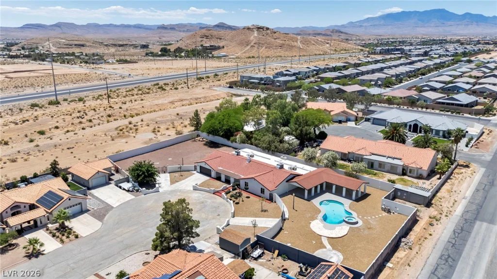 9130 Belcastro, Las Vegas, NV 89113