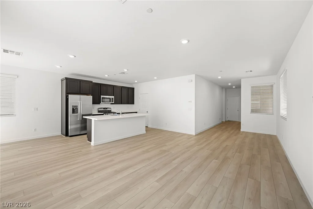 8173 Gusty Brook, Las Vegas, NV 89113