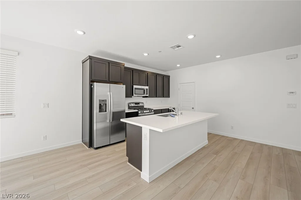 8173 Gusty Brook, Las Vegas, NV 89113