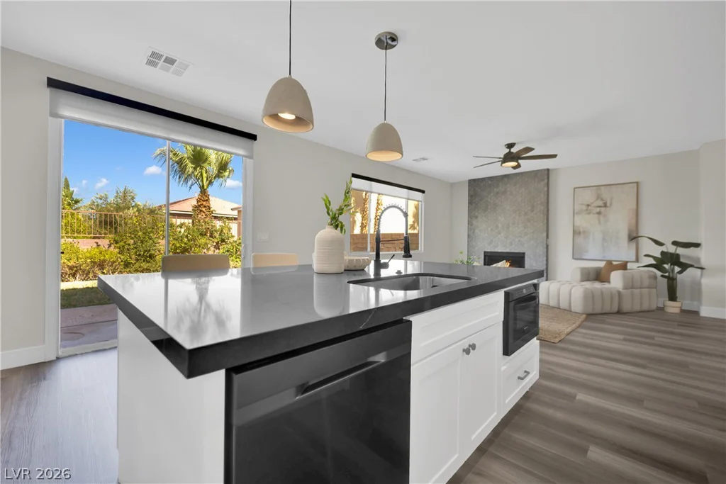 3096 Lenoir, Las Vegas, NV 89135