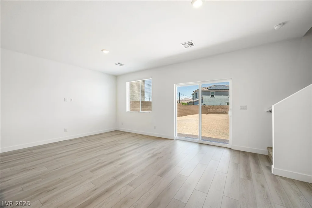 9676 Wild Rock, Las Vegas, NV 89178