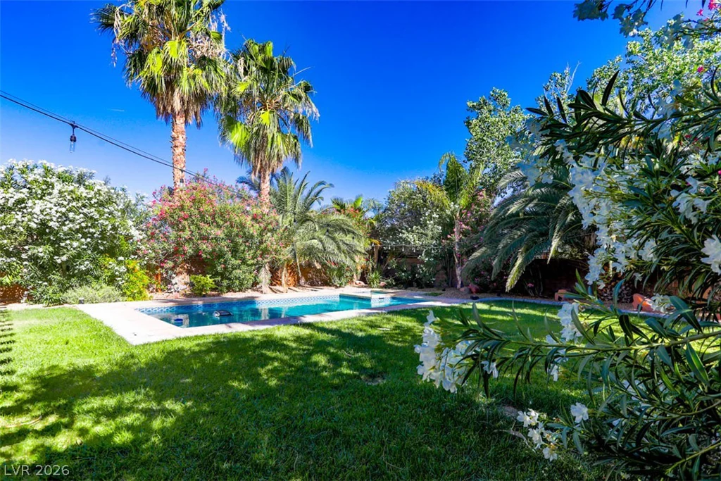 1467 Corsica Crest, Las Vegas, NV 89123