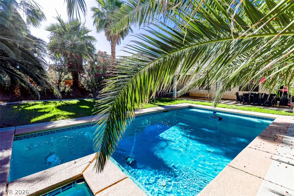 1467 Corsica Crest, Las Vegas, NV 89123