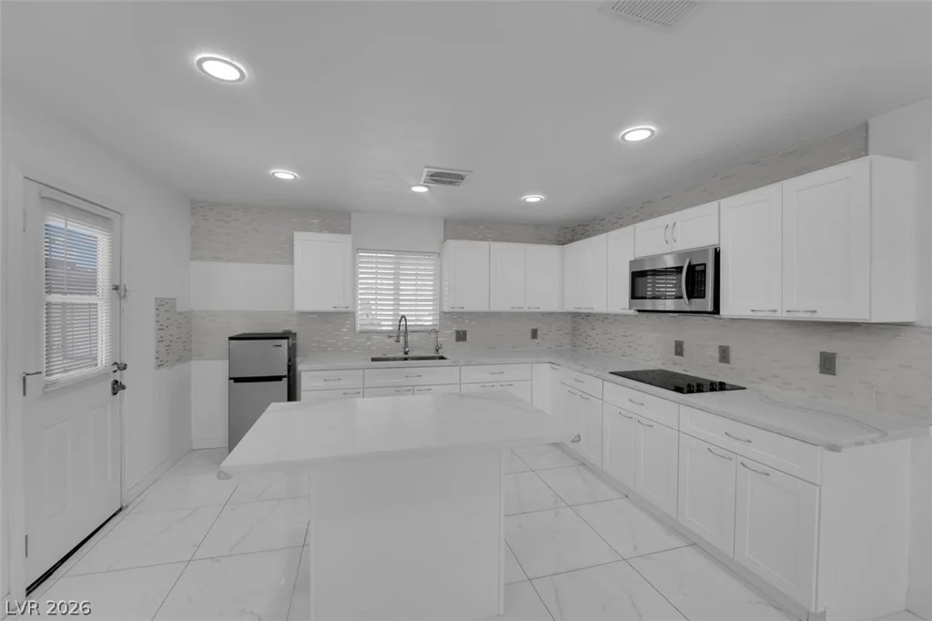5856 Thurgood, Las Vegas, NV 89122