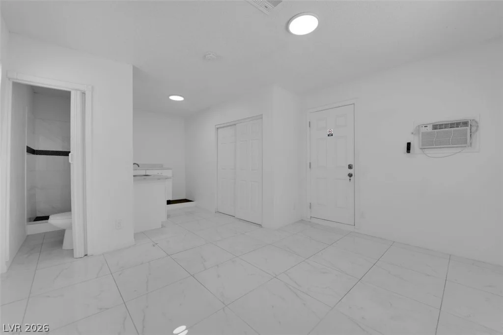 5856 Thurgood, Las Vegas, NV 89122