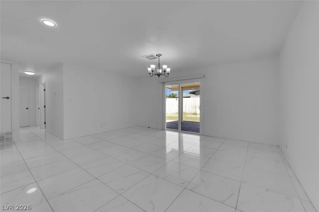 5856 Thurgood, Las Vegas, NV 89122