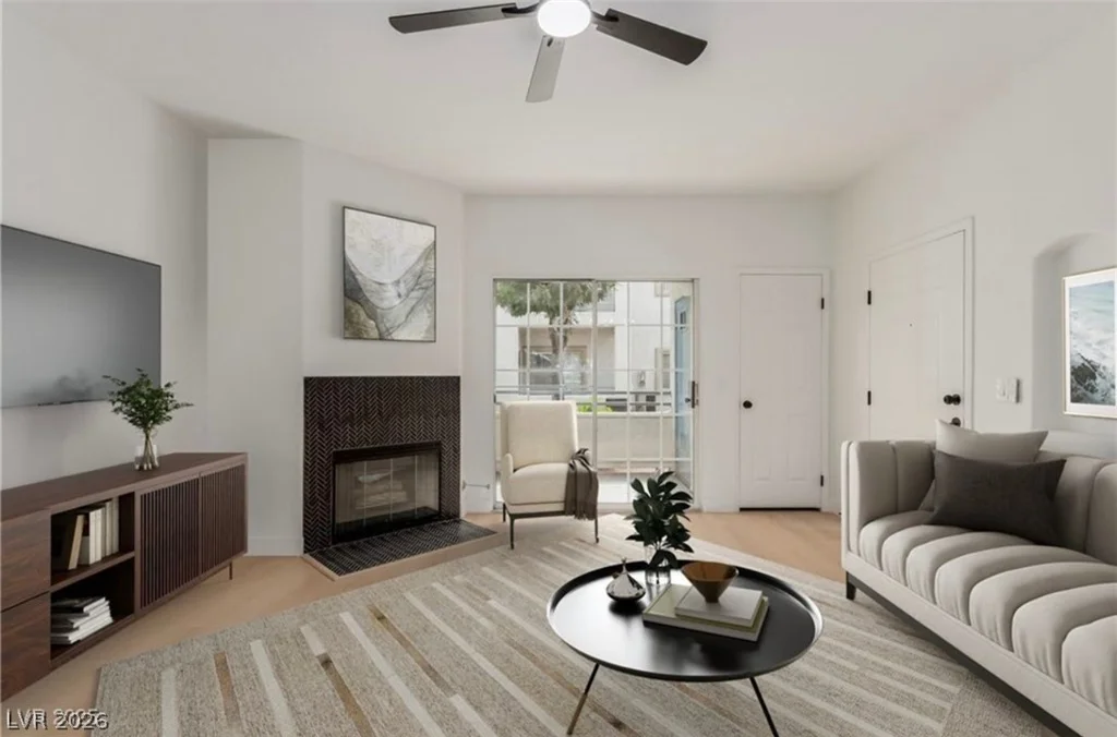 3318 Decatur, Las Vegas, NV 89130