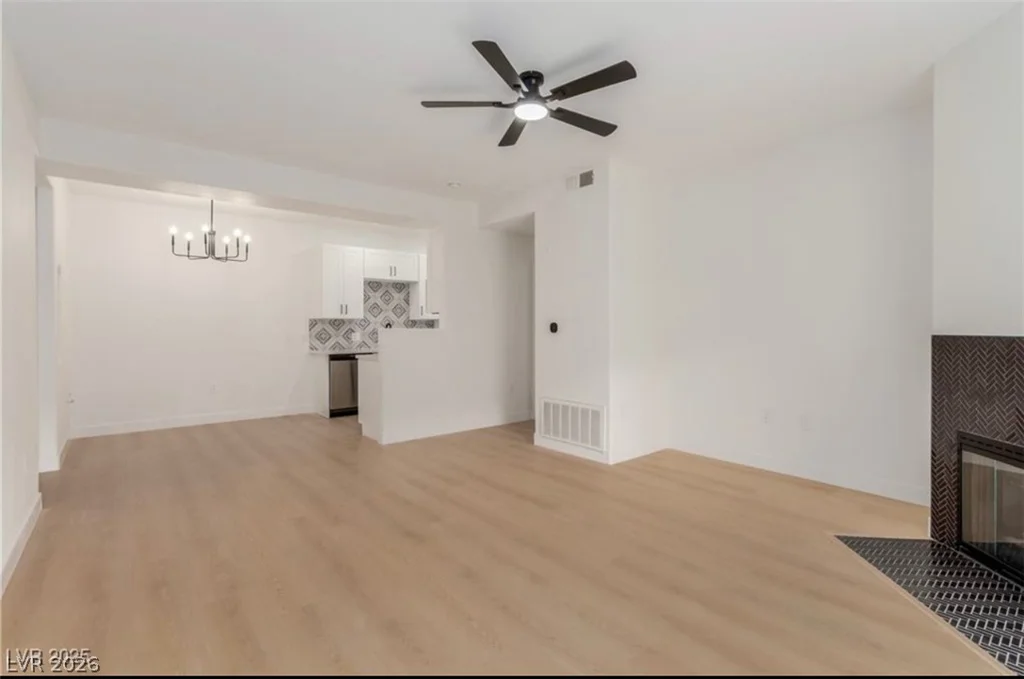 3318 Decatur, Las Vegas, NV 89130