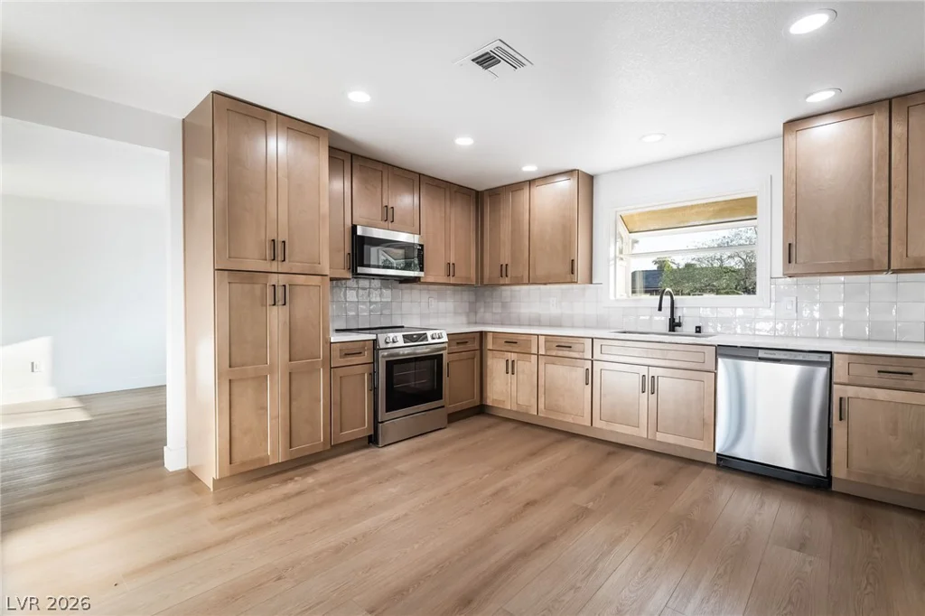 429 Crestway, Henderson, NV 89015