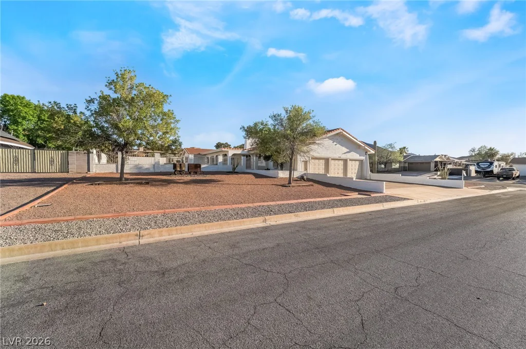 429 Crestway, Henderson, NV 89015