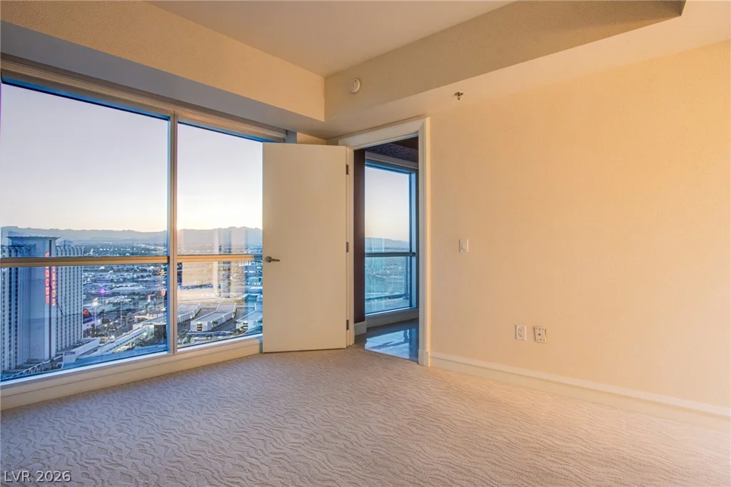 2700 Las Vegas, Las Vegas, NV 89109