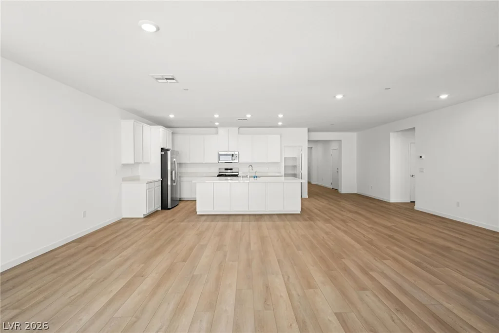 10910 Lewis Pointe, Las Vegas, NV 89166
