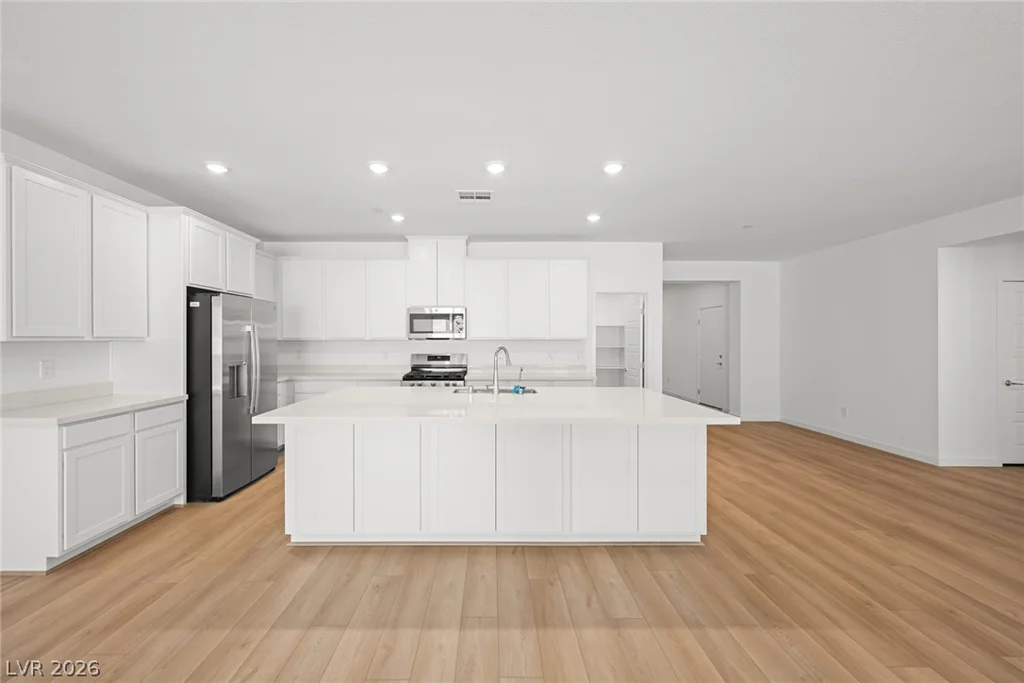 10910 Lewis Pointe, Las Vegas, NV 89166