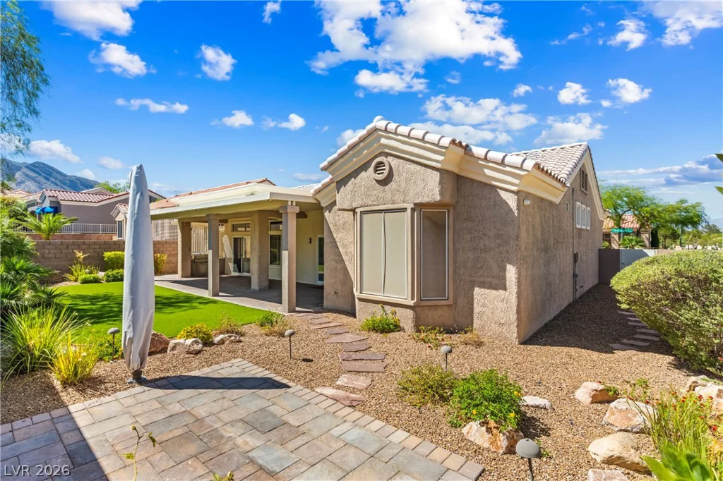 10301 Bent Brook, Las Vegas, NV 89134