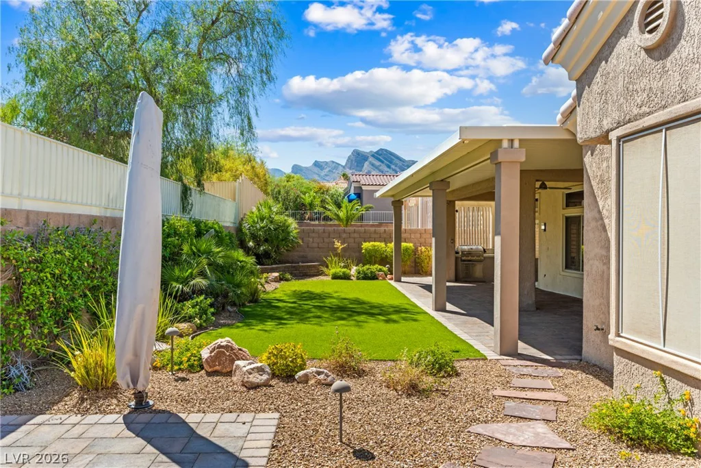 10301 Bent Brook, Las Vegas, NV 89134