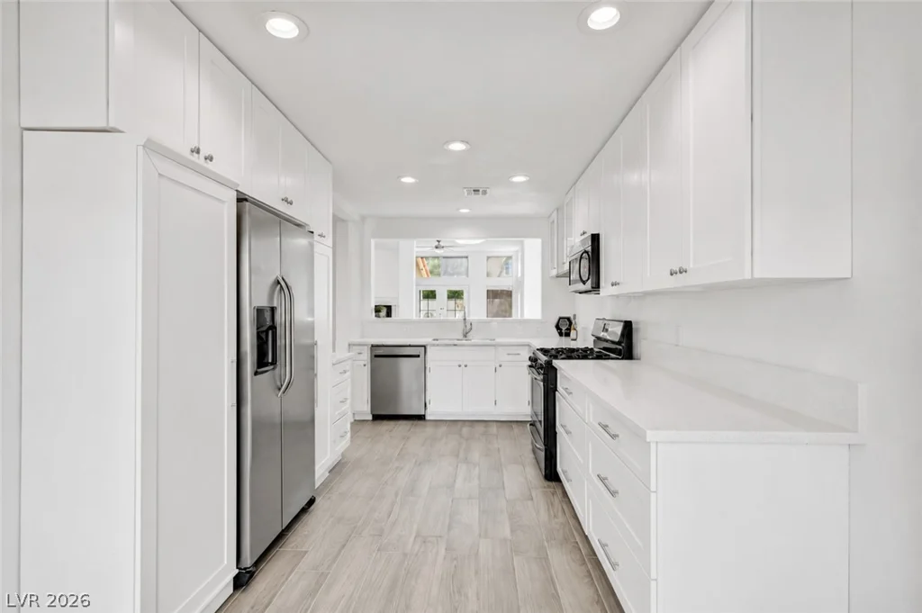 2124 Brighton Shore, Las Vegas, NV 89128