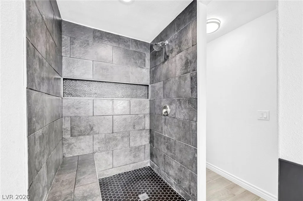 2124 Brighton Shore, Las Vegas, NV 89128