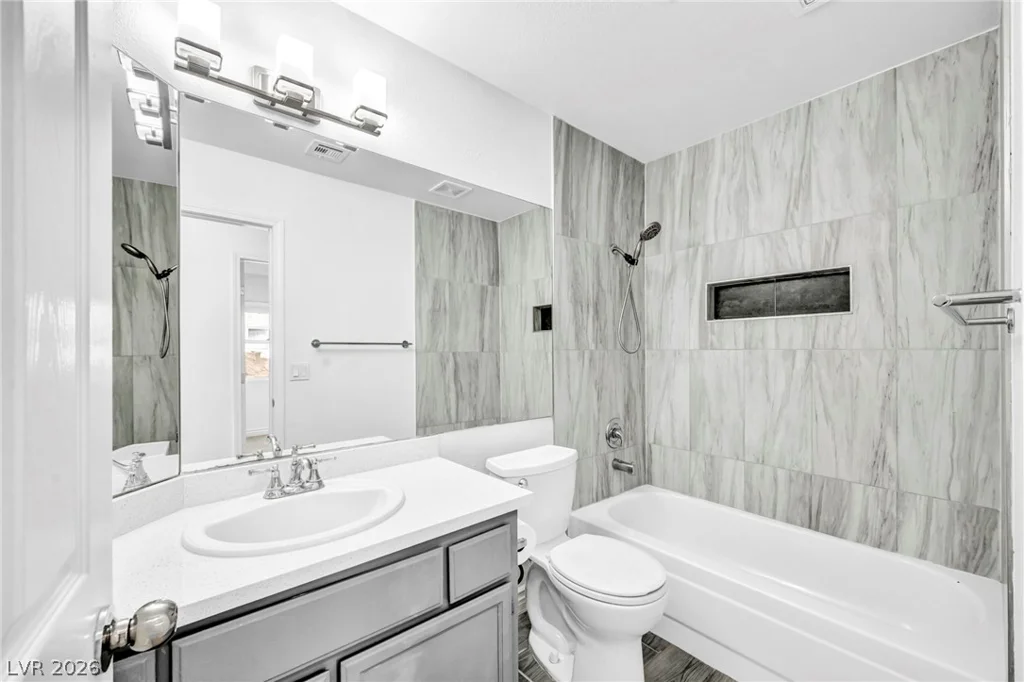 2124 Brighton Shore, Las Vegas, NV 89128