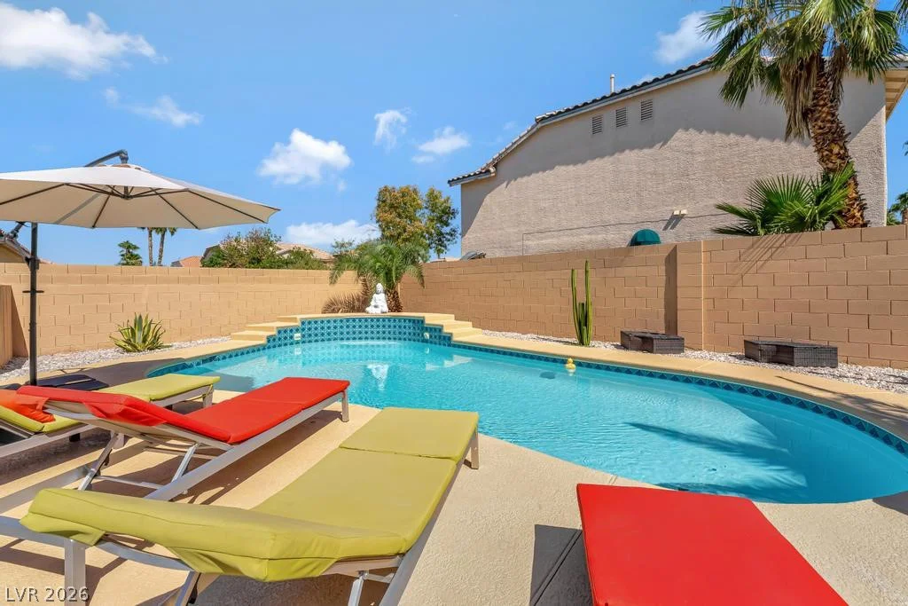 316 Desert Knolls, Henderson, NV 89014