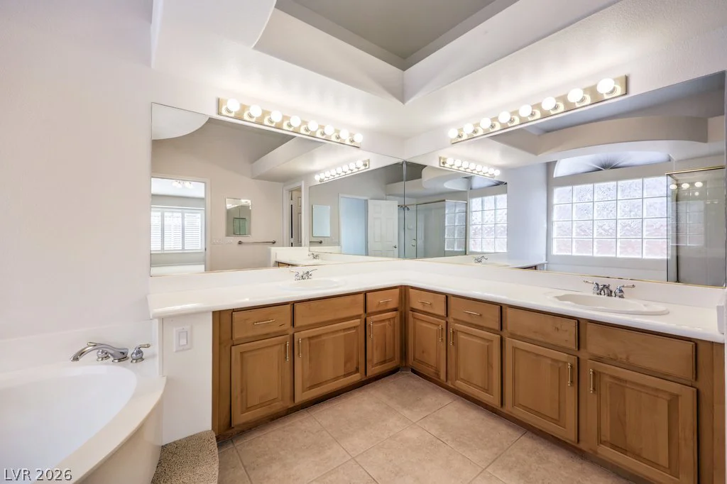7546 Gossamer Wind, Las Vegas, NV 89139